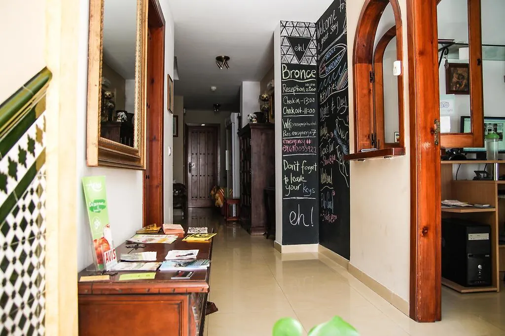 Guest house Easy Nerja Bronce Hotel